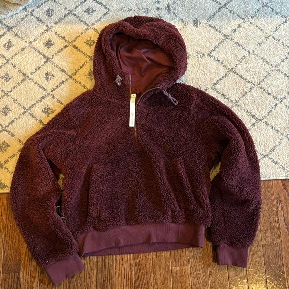 Lululemon Size 6 red Merlot lined warm hooded pullover